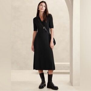 Banana Republic Black Midi Dress sz M gently used